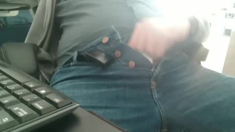 Snapshot of leone44 chatting on 03-06-25, 10:09 angel e sonia online show from 03-06-25, 10:09