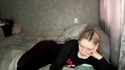 Eva online show from 04-29-26, 06:28