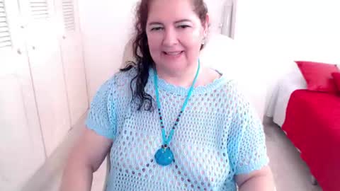 leonela   online show from 06-20-26, 12:08