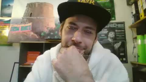 Snapshot of leonidascum chatting on 11-27-25, 10:17 leonidascum online show from 11-27-25, 10:17