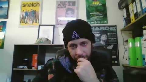 Snapshot of leonidascum chatting on 02-04-26, 12:44 leonidascum online show from 02-04-26, 12:44