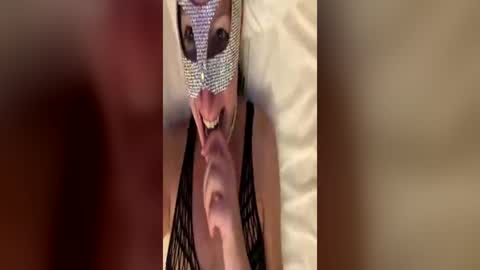 leonie_vancat online show from 06-27-26, 10:15