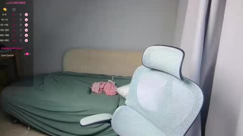 Snapshot of leonkissboy chatting on 03-05-26, 04:14 leonkissboy online show from 03-05-26, 04:14