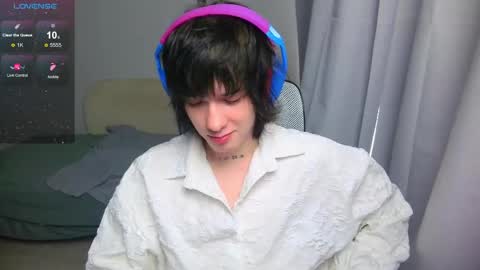 leonkissboy online show from 04-30-26, 02:18