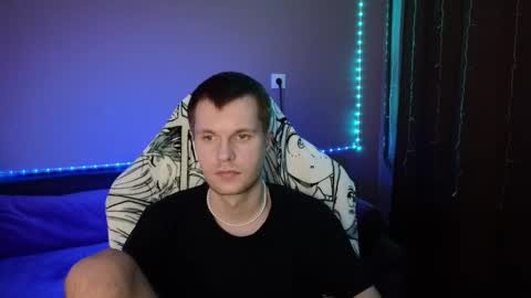 Leon online show from 01-17-25, 01:56