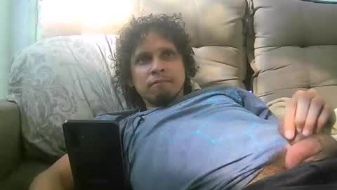 Snapshot of leonnxv chatting on 03-05-25, 11:17 leonnxv online show from 03-05-25, 11:17