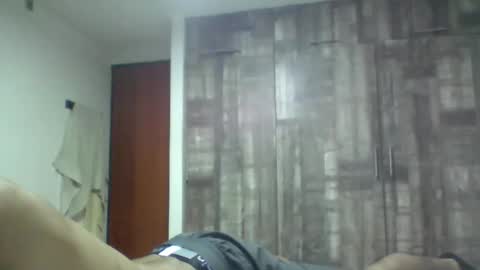 Snapshot of leonoirneo chatting on 01-19-26, 05:44 leonoirneo online show from 01-19-26, 05:44