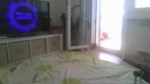 Snapshot of leontorax chatting on 04-24-26, 11:56 T0rax online show from 04-24-26, 11:56