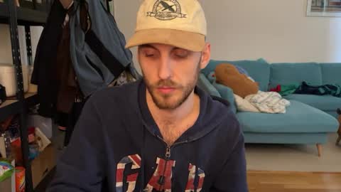 Leon online show from 02-23-26, 02:47