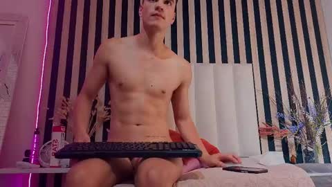 leotease online show from 05-15-26, 11:56