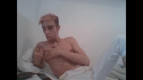 Snapshot of lepetitmarcel chatting on 03-28-26, 04:39 Marcel online show from 03-28-26, 04:39