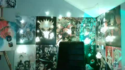 Snapshot of leraaa72 chatting on 02-04-25, 11:05 little secret online show from 02-04-25, 11:05