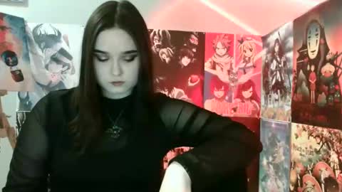 Snapshot of leraaa72 chatting on 02-14-25, 07:59 little secret online show from 02-14-25, 07:59