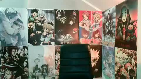 Snapshot of leraaa72 chatting on 02-21-25, 07:23 little secret online show from 02-21-25, 07:23