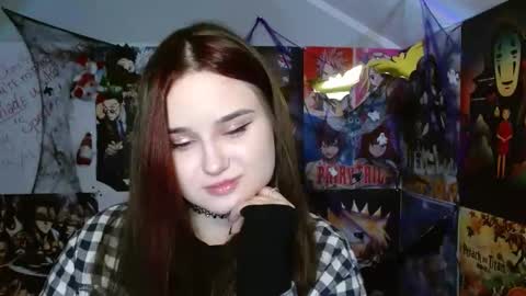 Snapshot of leraaa72 chatting on 10-23-25, 06:23 little secret online show from 10-23-25, 06:23