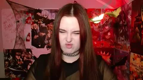 Snapshot of leraaa72 chatting on 10-24-25, 06:10 little secret online show from 10-24-25, 06:10