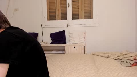 Snapshot of leraimcute chatting on 03-10-25, 12:07 Daniel online show from 03-10-25, 12:07