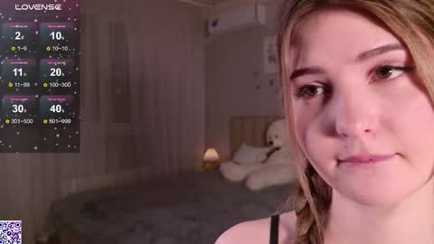 Nicole Moore online show from 03-03-25, 04:46