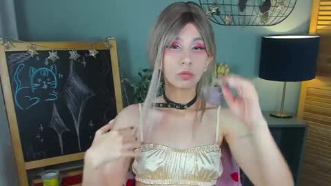 Eveline online show from 05-12-26, 01:36