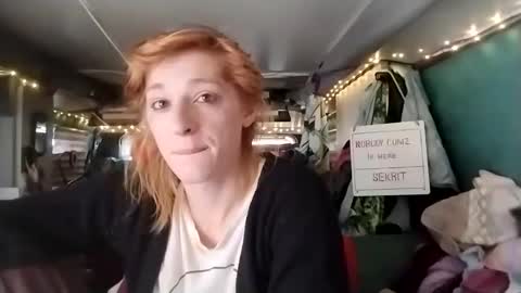 LesleyGumGrass- The Boring Trans girl online show from 02-10-25, 04:14