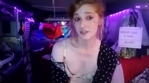 LesleyGumGrass- The Boring Trans girl online show from 02-16-25, 04:09