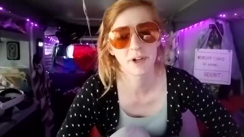 LesleyGumGrass- The Boring Trans girl online show from 02-17-25, 03:31