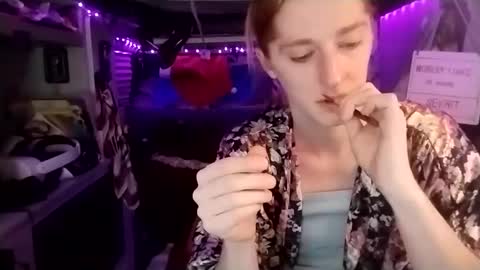 LesleyGumGrass- The Boring Trans girl online show from 02-18-25, 07:32