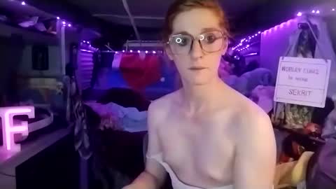 LesleyGumGrass- The Boring Trans girl online show from 02-24-25, 11:41