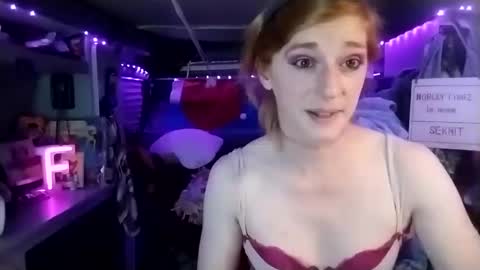 LesleyGumGrass- The Boring Trans girl online show from 02-26-25, 07:53