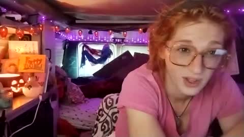 LesleyGumGrass- The Boring Trans girl online show from 09-19-25, 08:09