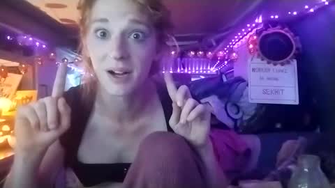 LesleyGumGrass- The Boring Trans girl online show from 10-11-25, 05:55