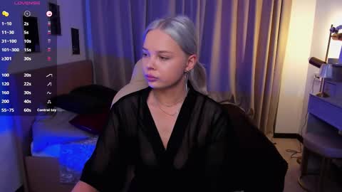 Snapshot of leslie_caronn chatting on 03-29-26, 07:30 Stacey online show from 03-29-26, 07:30