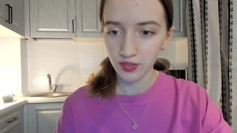  LESLIE   online show from 12-16-25, 06:57