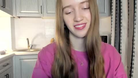  LESLIE   online show from 12-19-25, 04:47