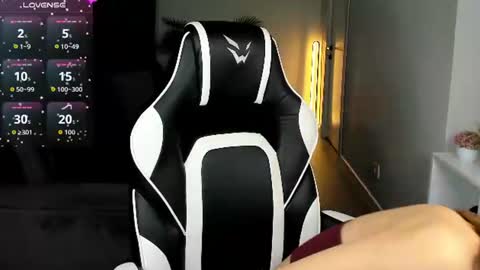 Leslie online show from 06-15-26, 01:08
