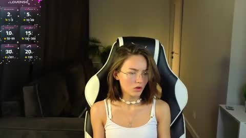Leslie online show from 07-05-26, 01:01