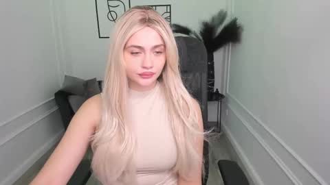 lesliemineg online show from 09-23-25, 11:46