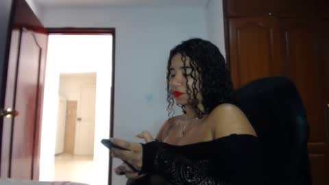 lesly online show from 02-06-25, 08:23