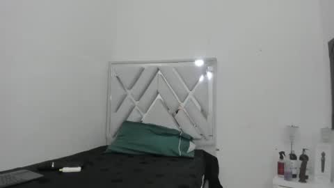 lessly online show from 03-12-25, 03:46
