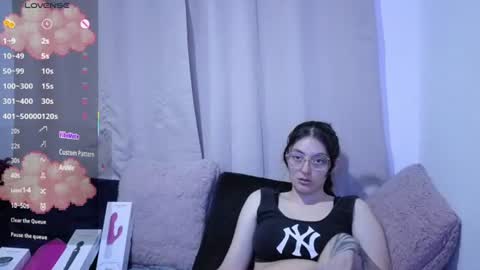 Snapshot of lessliee chatting on 07-01-26, 02:57 lessliee online show from 07-01-26, 02:57