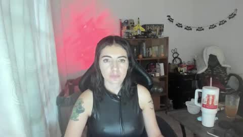 Snapshot of lestatdlion chatting on 10-09-25, 10:46 lestatdlion online show from 10-09-25, 10:46