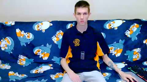 lester_broo online show from 12-04-25, 09:34