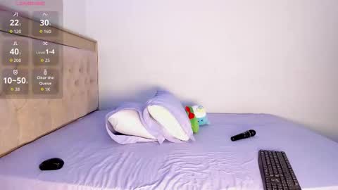 Snapshot of letizia_westy chatting on 02-26-26, 08:35 Letizia online show from 02-26-26, 08:35