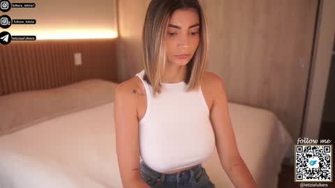 Snapshot of letiziafulkers1 chatting on 10-22-25, 03:23 Letizia Fulkers online show from 10-22-25, 03:23