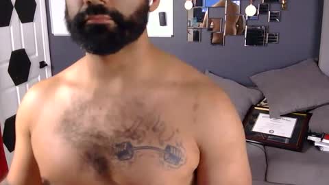 fitnessdude93kg online show from 02-25-26, 07:07