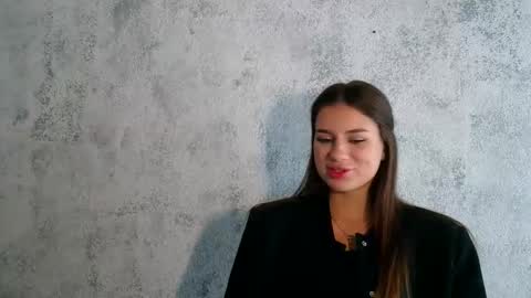 Emily online show from 09-09-25, 06:13