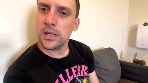 Snapshot of lettucespice chatting on 10-08-25, 04:32 lilithgaze online show from 10-08-25, 04:32