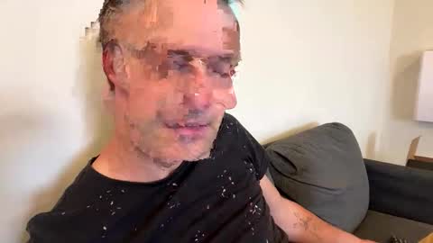 Snapshot of lettucespice chatting on 10-14-25, 05:08 lilithgaze online show from 10-14-25, 05:08