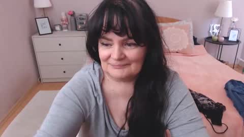 Mary online show from 05-05-26, 12:13