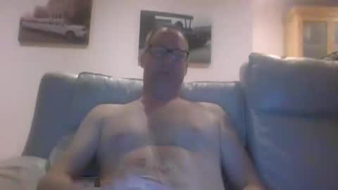 Snapshot of levensgenieters2 chatting on 03-09-25, 05:28 levensgenieters2 online show from 03-09-25, 05:28